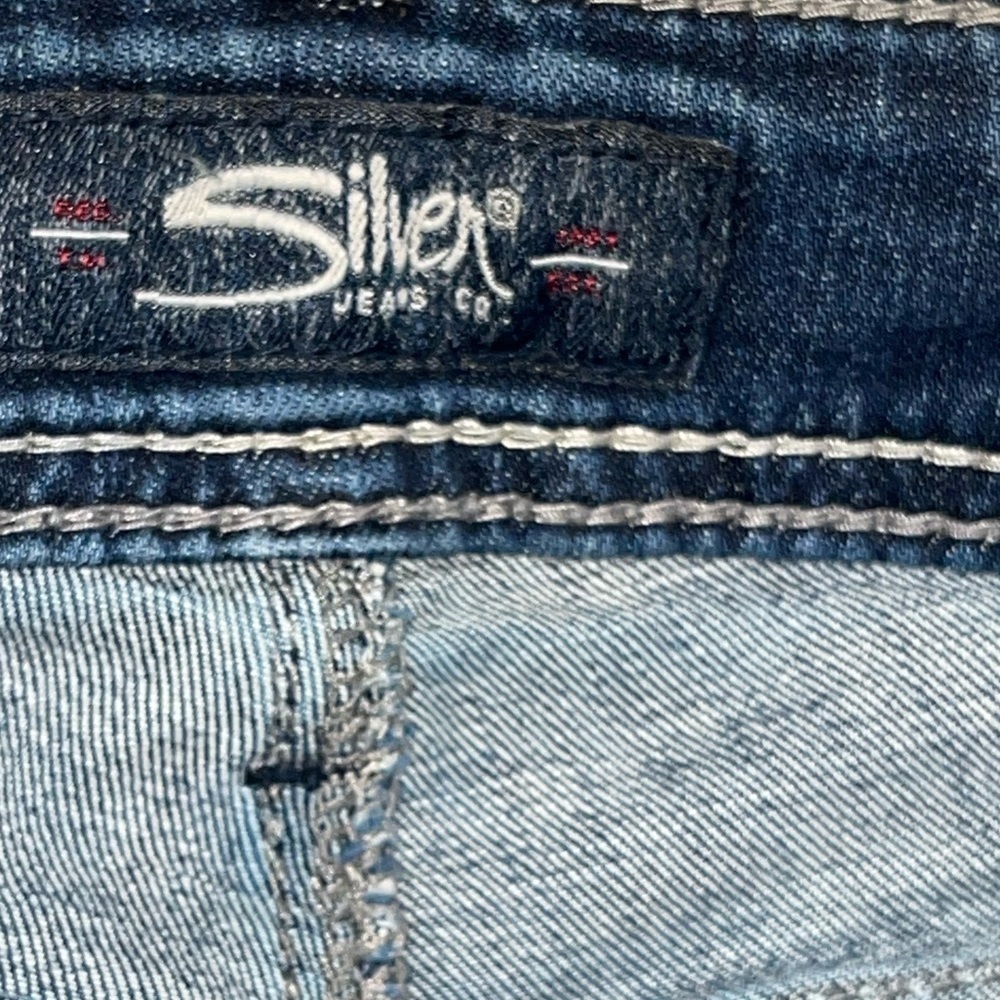 Silver Elyse Slim bootcut jeans. Size 31 x 33 GUC - Picture 6 of 7